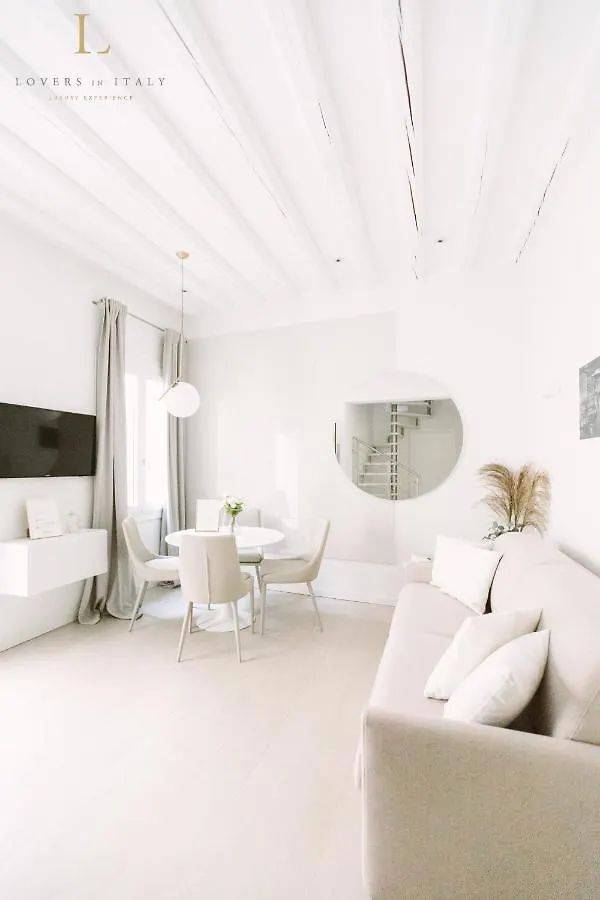 Loversinitaly Romantic Apartments - Altana And Jacuzzi Venise