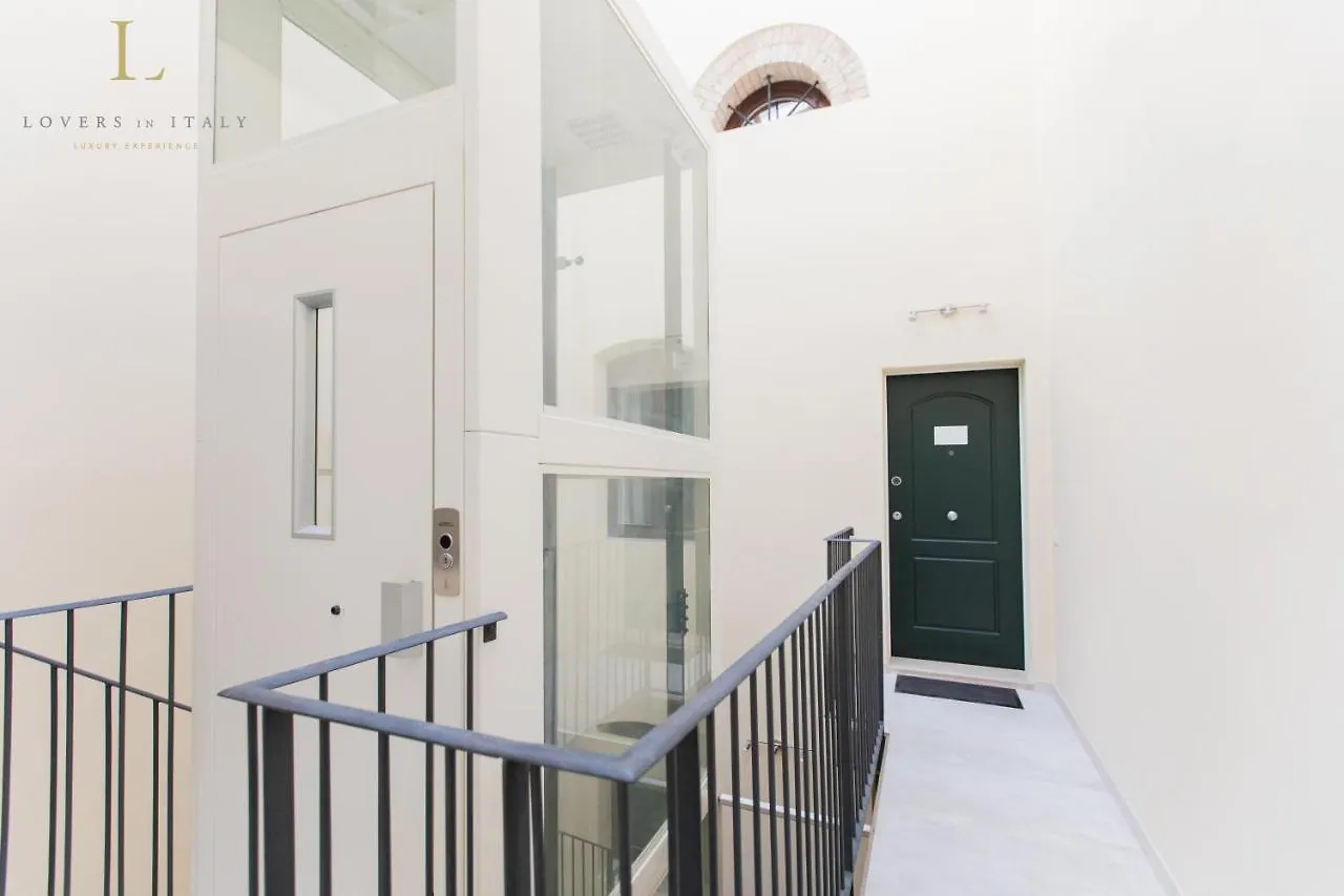 Loversinitaly Romantic Apartments - Altana And Jacuzzi Venise 0*,  Italie